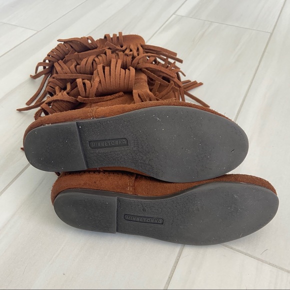 Minnetonka Moccasin Boots - Picture 4 of 7